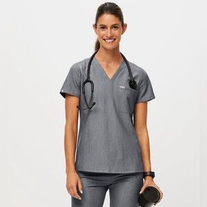 FIGS one pocket Catarina Top. Size medium.